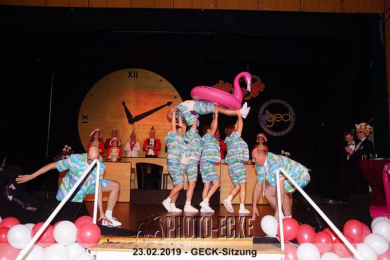 053.jpg