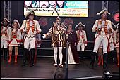 070.jpg