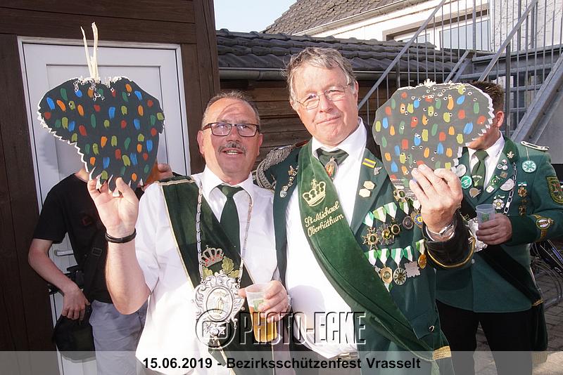 081.jpg