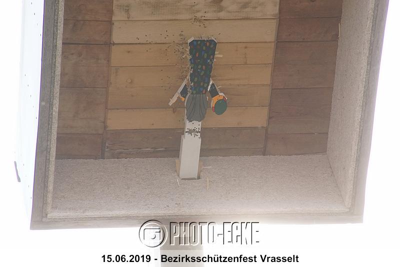 083.jpg