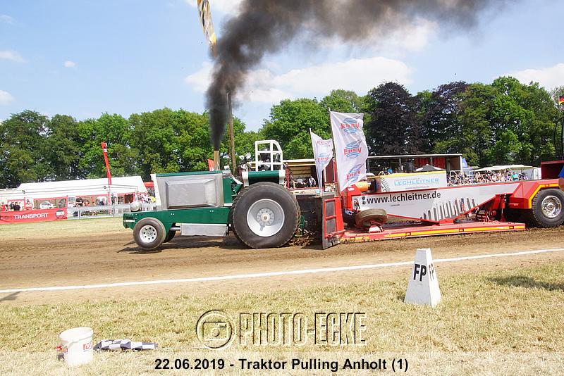 215.jpg