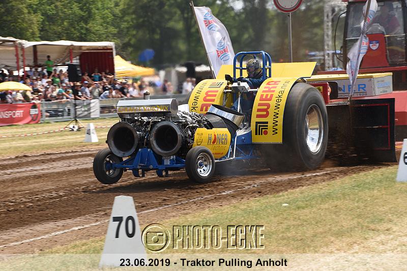 148.jpg