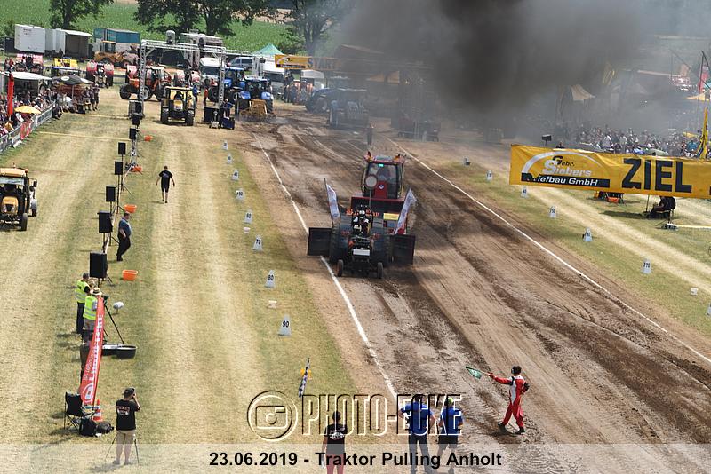 173.jpg