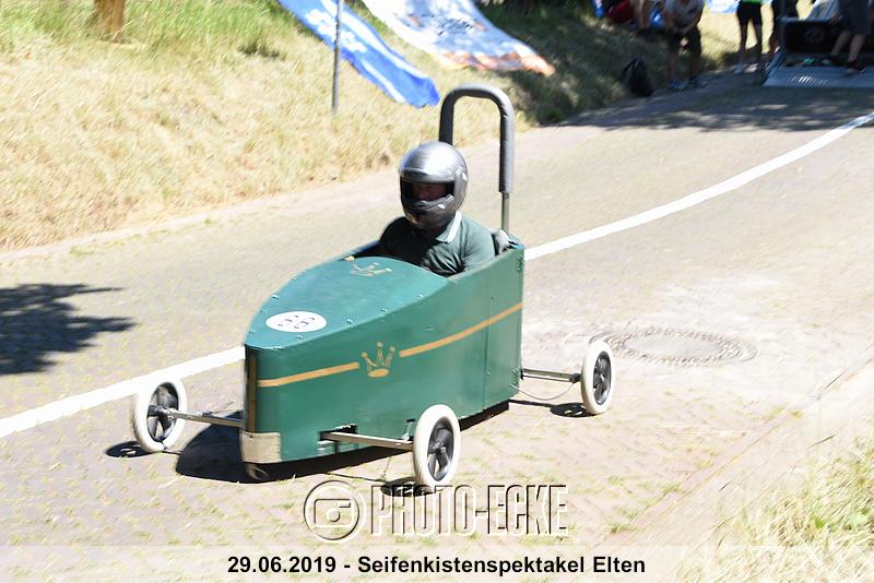 056.jpg