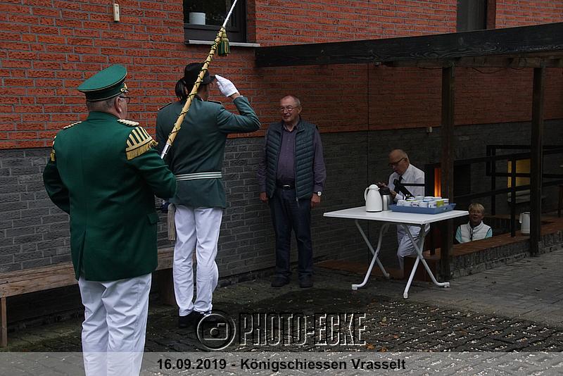 040.jpg