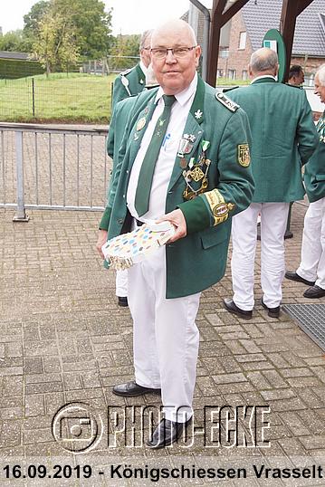 128.jpg